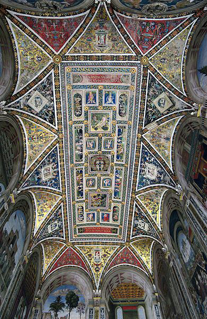 siena-italy-travel-guide-piccolomini-library-ceiling