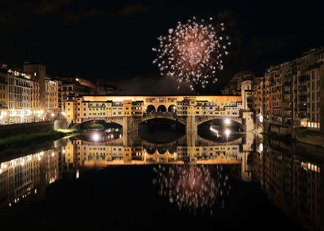 italy_italian_new_year_custom_tradition_ponte_vecchio