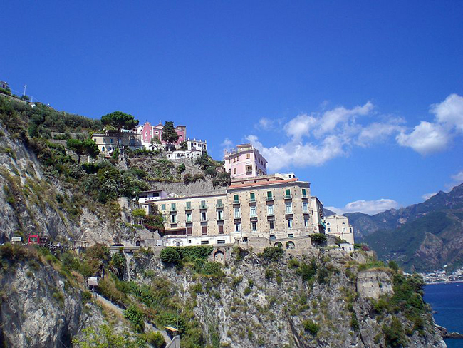 Ravello Italy - Amalfi Coast Hilltop Town, Villa Rufolo, Villa Cimbrone ...