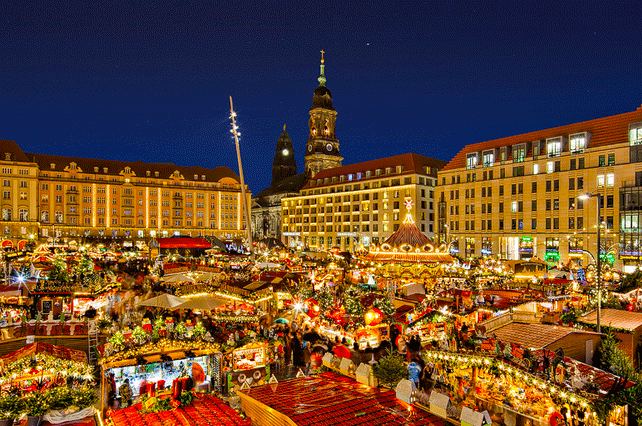 Piazza Navona Christmas market in Rome during Italy vacation