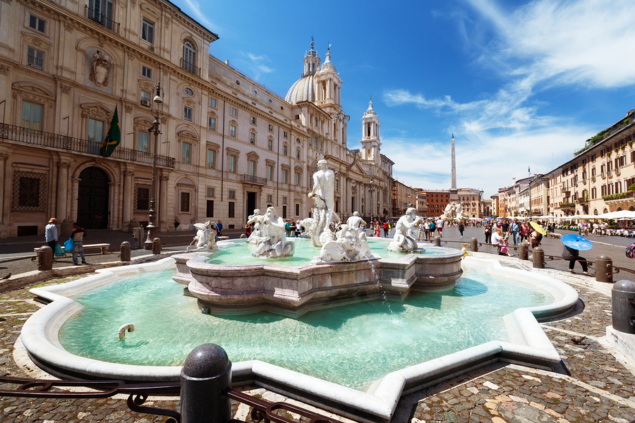 Piazza Navona in Rome, a landmark on escorted tours of Italy