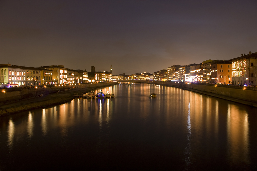 River Arno Luminara di San Ranieri festival in Pisa, Italy tour
