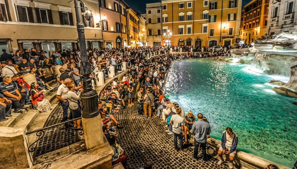 Trevi Fountain in Rome on an escorted Italy tour
