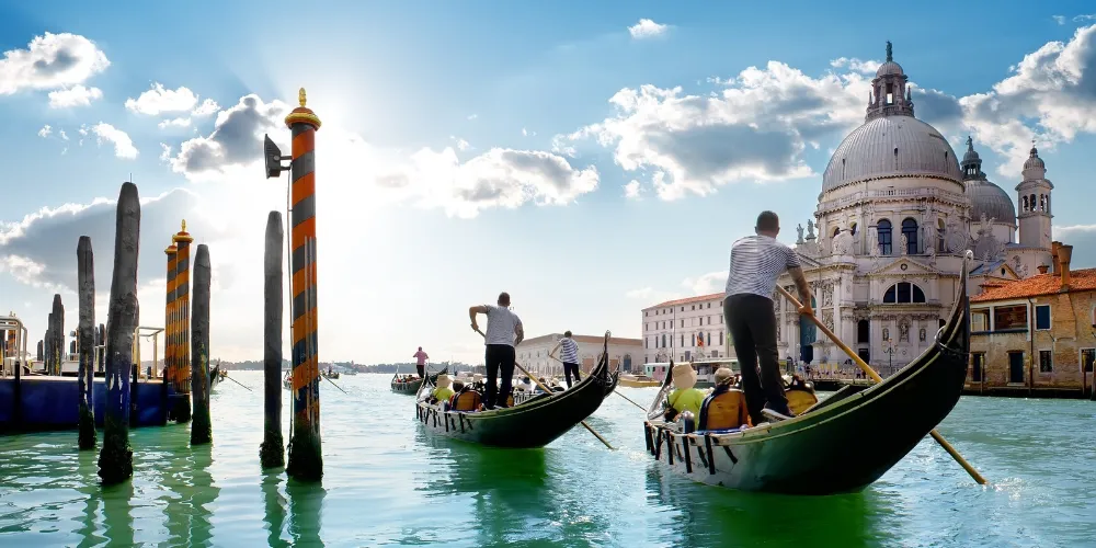 venice-gondola-ride